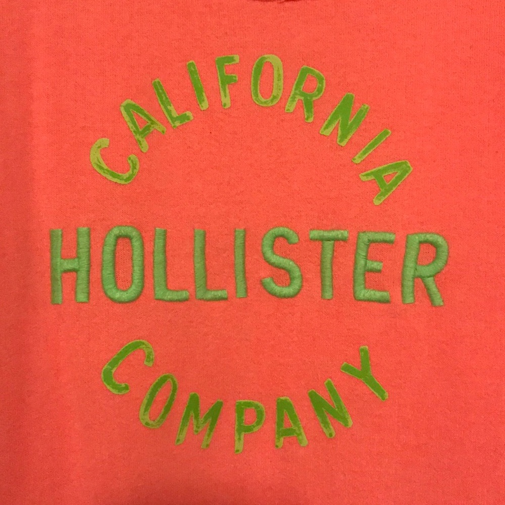 HOLLISTER Crew Neck - Picture 2 of 4